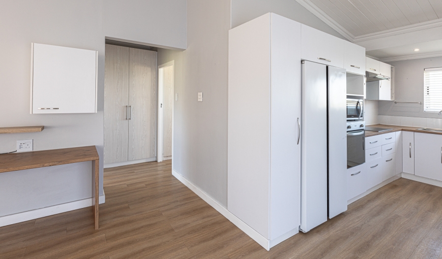 To Let 2 Bedroom Property for Rent in Fish Hoek Western Cape
